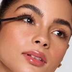 Length & Define Tubing Mascara Revitalash 17 HTA LD Step 2