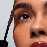 Length & Define Tubing Mascara Revitalash 16 PDP Model 1
